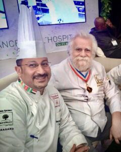 photo 2025 12 08 20 44 23